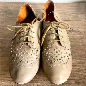 Lucky Brand Tan Leather Sneakers 7.5